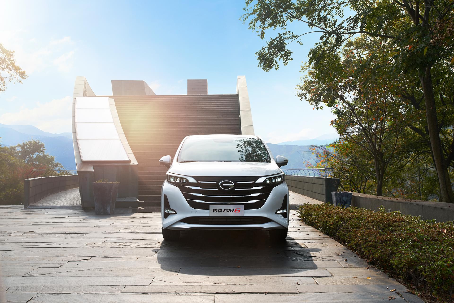 梧桐车话-汽车名嘴评传祺gm6