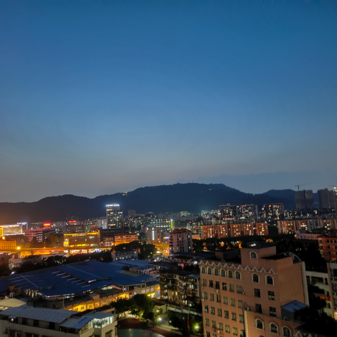https://upload-up.qingting.fm/user/868c3fe2fbce4567b0d5045434160cb5/9bf8c040077acd30bb7a35b64c7a666f.jpg